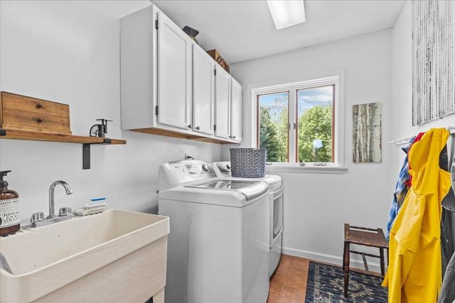 4 Lakemont Drive, St. Albans Town, VT 05478