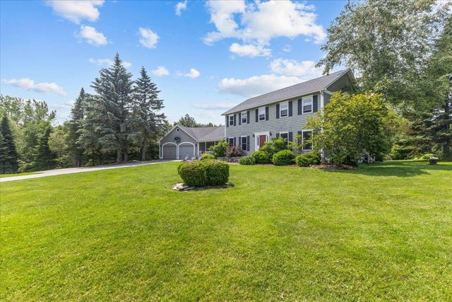 4 Lakemont Drive, St. Albans Town, VT 05478