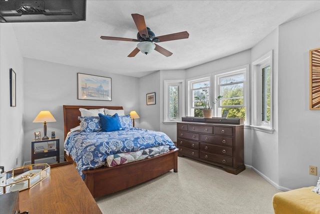 4 Lakemont Drive, St. Albans Town, VT 05478