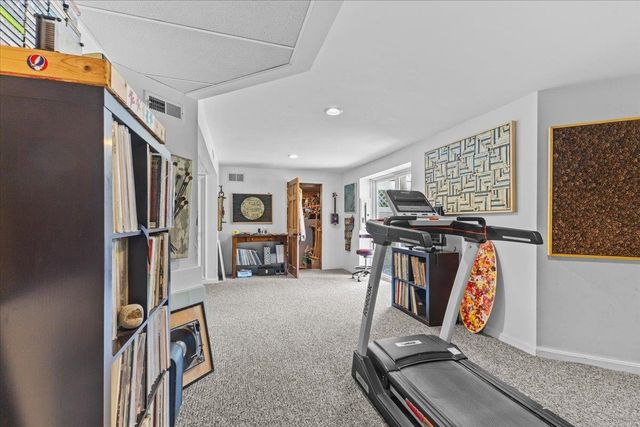 4 Lakemont Drive, St. Albans Town, VT 05478