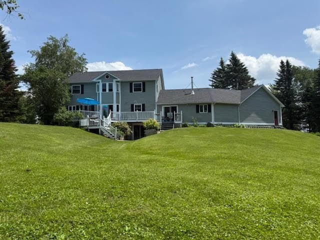 4 Lakemont Drive, St. Albans Town, VT 05478