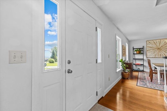 4 Lakemont Drive, St. Albans Town, VT 05478