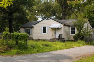 2008 Girard AVE, Chesapeake, VA 23323