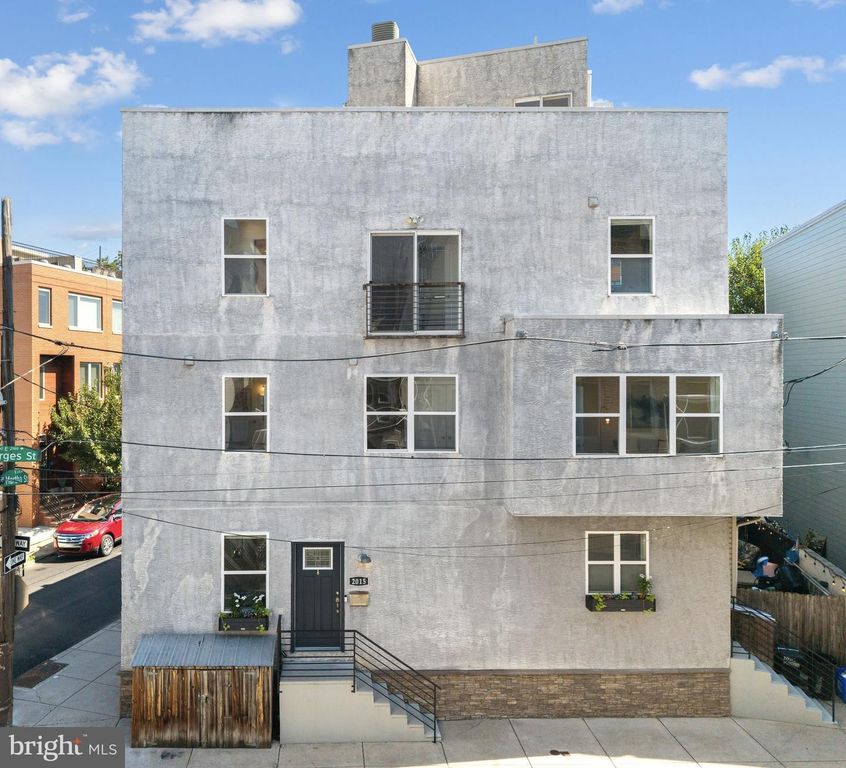 2015 MARTHA ST, PHILADELPHIA, PA 19125 — exterior