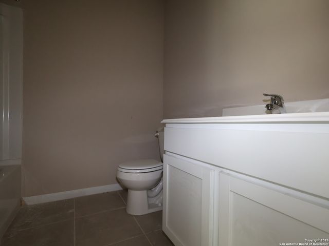 15450 Jake Crossing, San Antonio, TX 78245