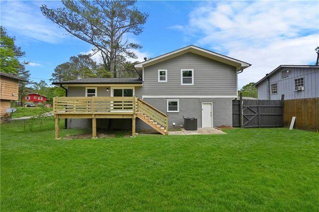 140 Buckhurst Way, South Fulton, GA 30349