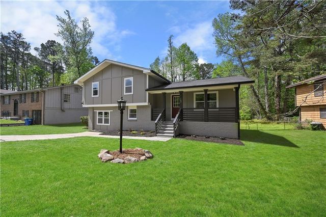 140 Buckhurst Way, South Fulton, GA 30349