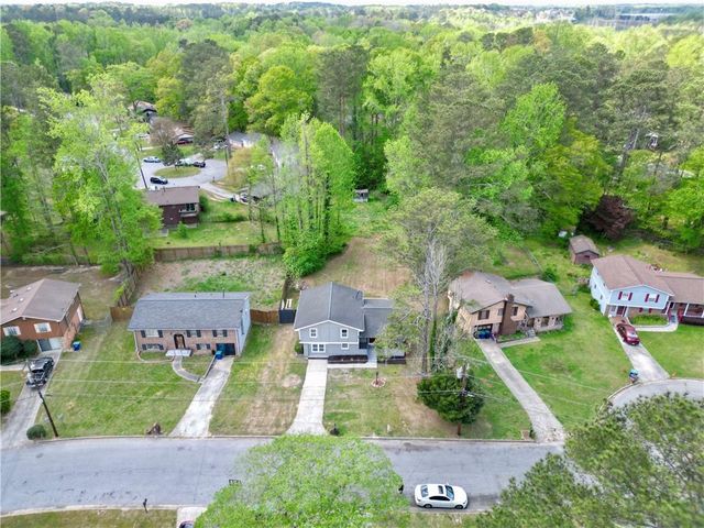 140 Buckhurst Way, South Fulton, GA 30349