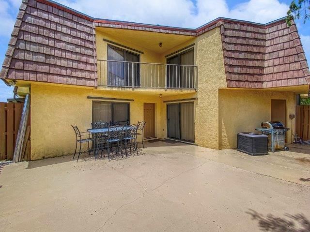 62 Springdale Circle, Palm Springs, FL 33461