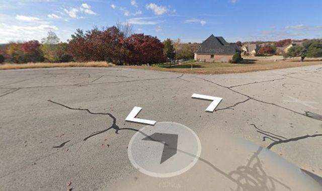 10001 Oak Mill Court, Fort Worth, TX 76135