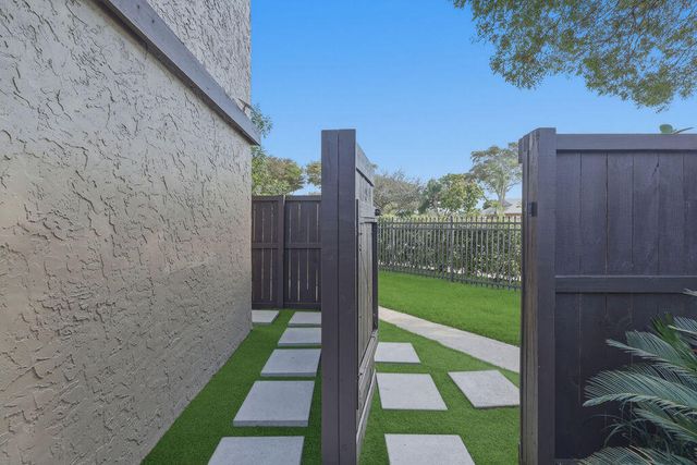 1871 Bayberry Drive 1871, Pembroke Pines, FL 33024