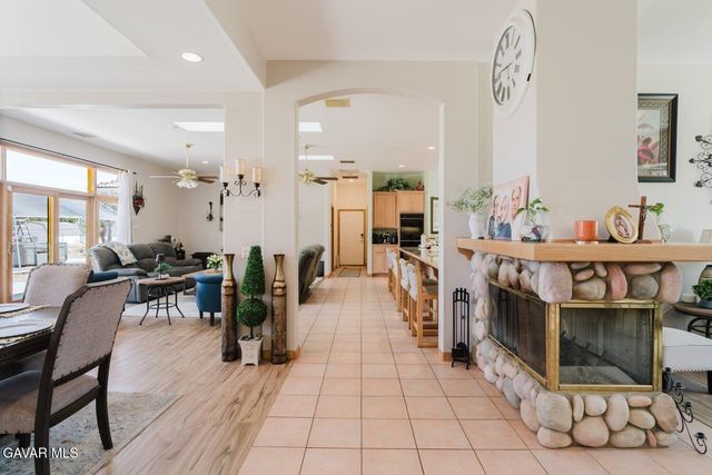 2257 W Avenue O4, Palmdale, CA 93551
