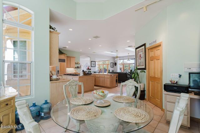2257 W Avenue O4, Palmdale, CA 93551