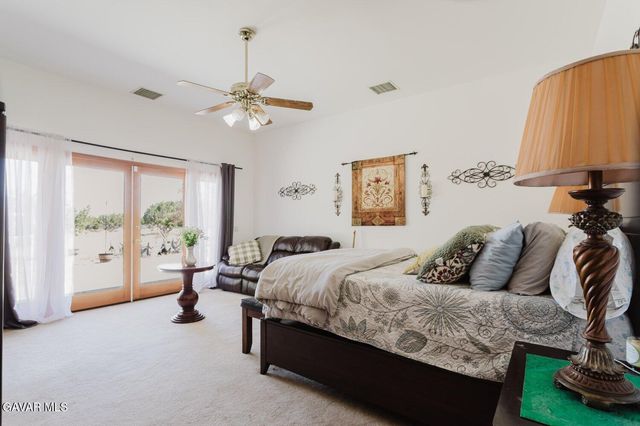 2257 W Avenue O4, Palmdale, CA 93551