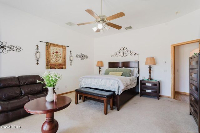 2257 W Avenue O4, Palmdale, CA 93551