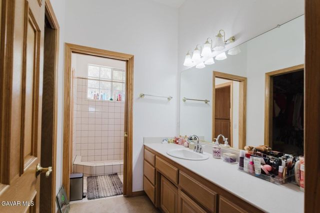 2257 W Avenue O4, Palmdale, CA 93551