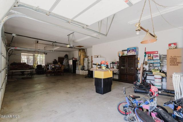 2257 W Avenue O4, Palmdale, CA 93551