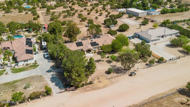 2257 W Avenue O4, Palmdale, CA 93551