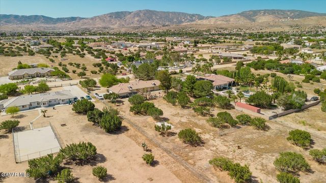 2257 W Avenue O4, Palmdale, CA 93551