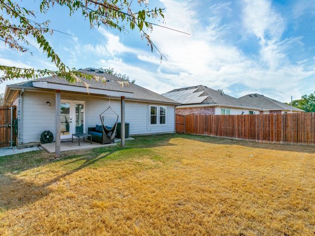 5714 Firethorn Drive, Dallas, TX 75249