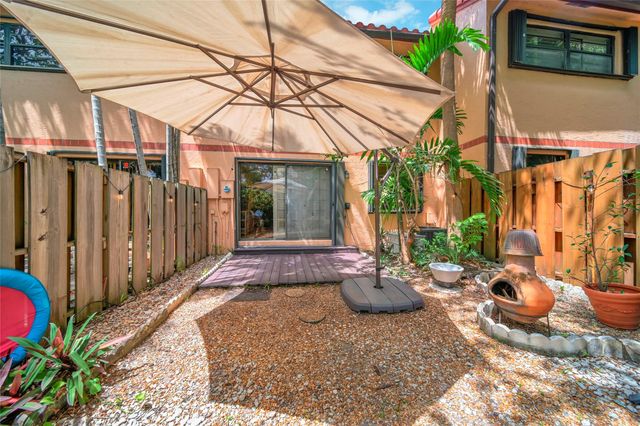 200 NE 17th Ct 805, Fort Lauderdale, FL 33305