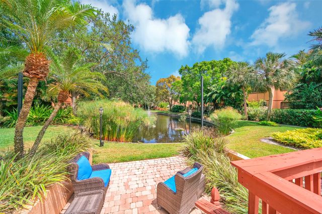 200 NE 17th Ct 805, Fort Lauderdale, FL 33305