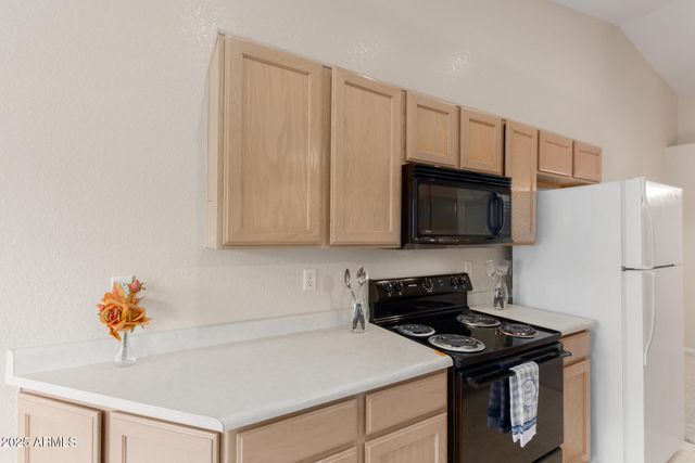 9144 N 68TH Drive, Peoria, AZ 85345