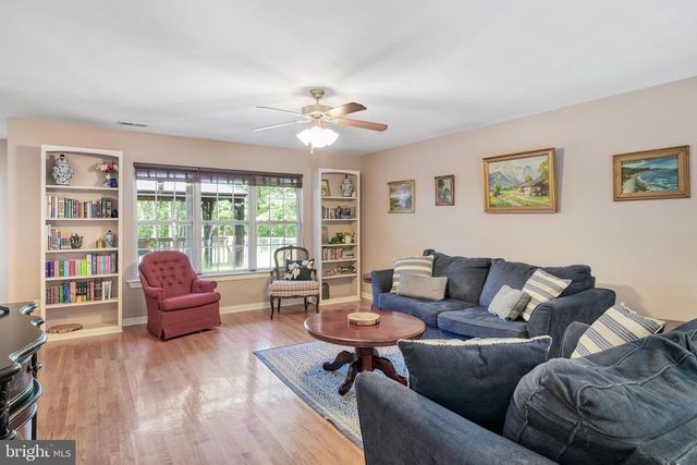 288 RONI LN LN, Louisa, VA 23093