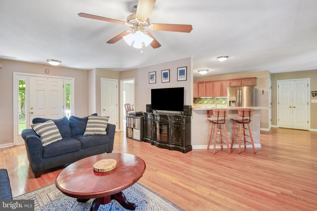 288 RONI LN LN, Louisa, VA 23093