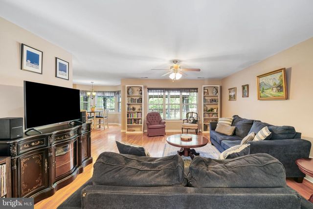 288 RONI LN LN, Louisa, VA 23093