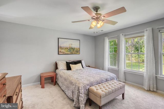288 RONI LN LN, Louisa, VA 23093