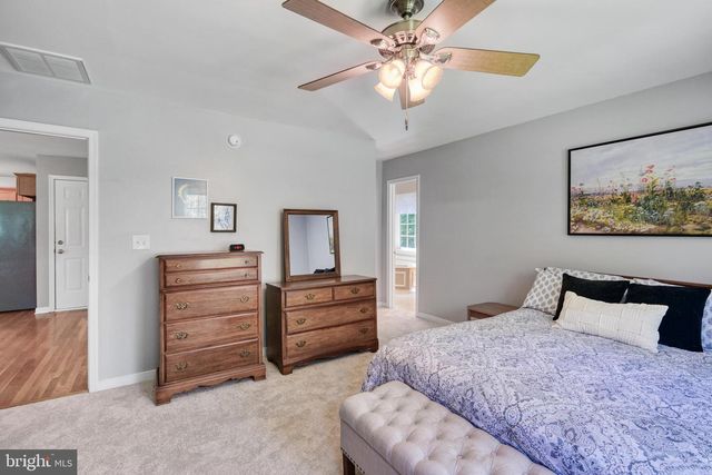 288 RONI LN LN, Louisa, VA 23093