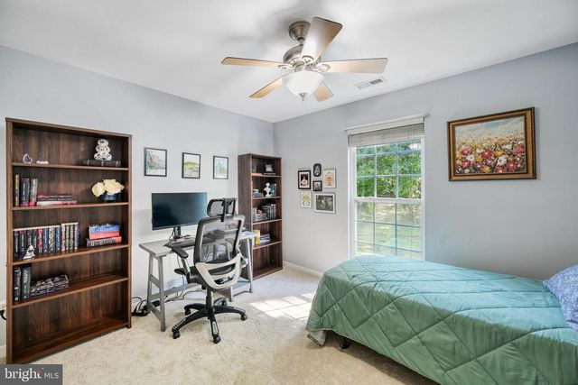 288 RONI LN LN, Louisa, VA 23093