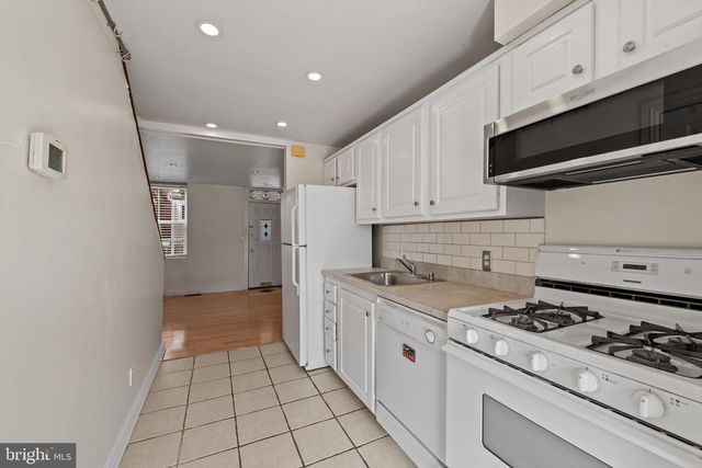 1249 KNOX CT, Baltimore, MD 21230