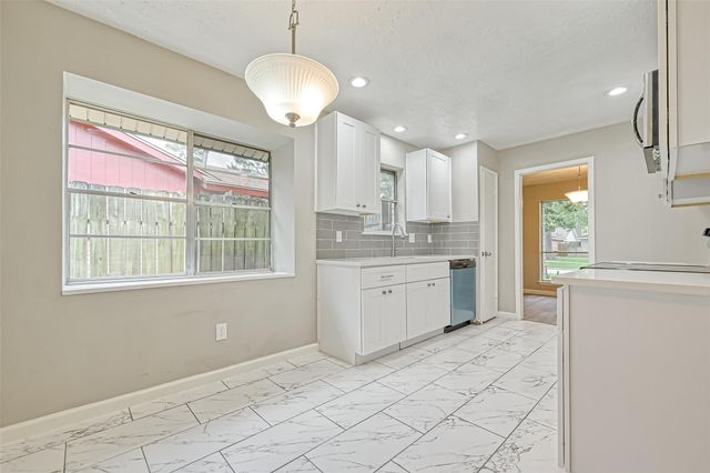 3527 Acorn Springs Lane, Spring, TX 77389