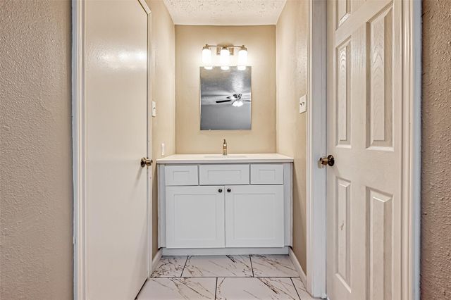 3527 Acorn Springs Lane, Spring, TX 77389