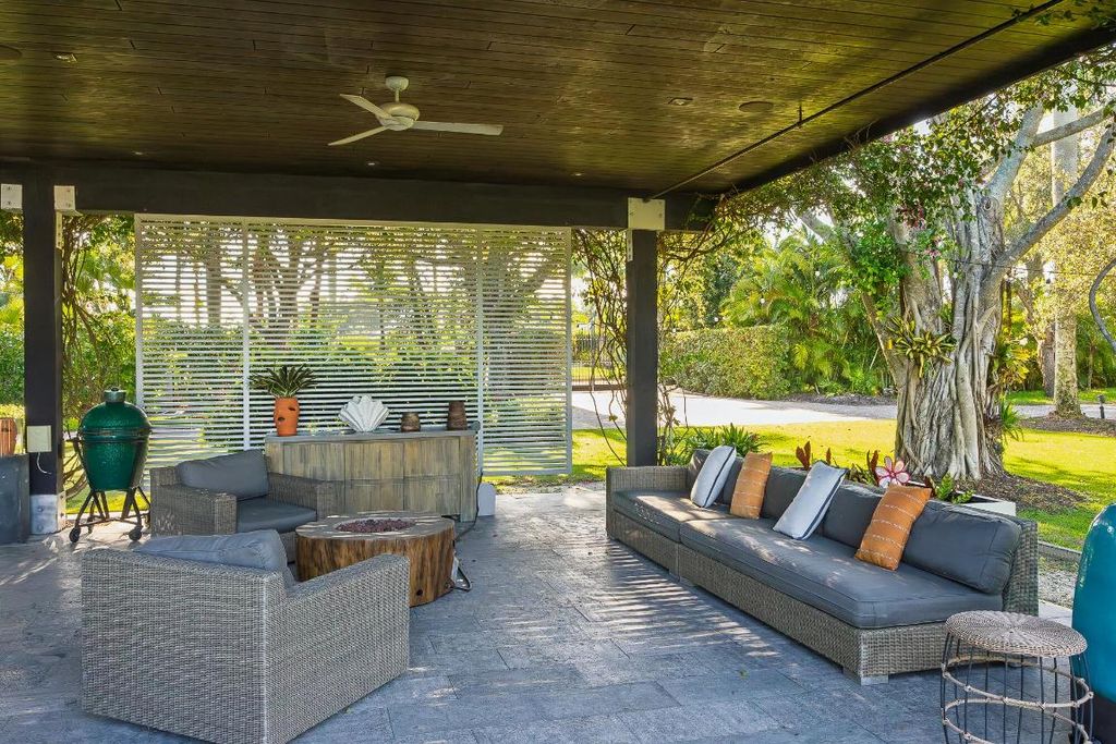 Image 38 of property listing at 5420 Las Palmas Avenue, Wellington, FL 33449