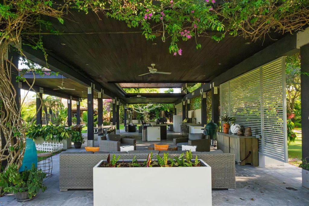 Image 39 of property listing at 5420 Las Palmas Avenue, Wellington, FL 33449