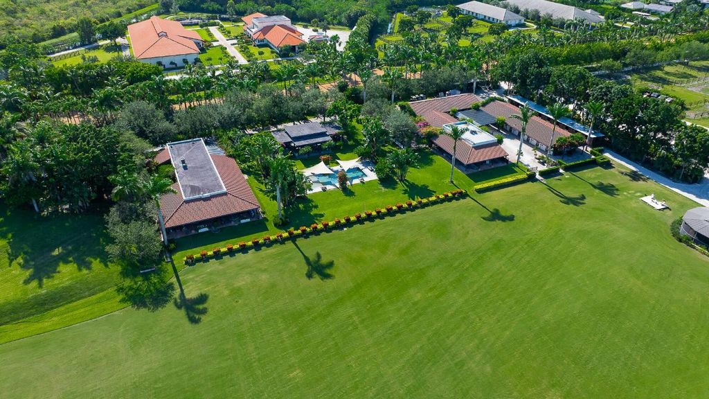 Image 47 of property listing at 5420 Las Palmas Avenue, Wellington, FL 33449