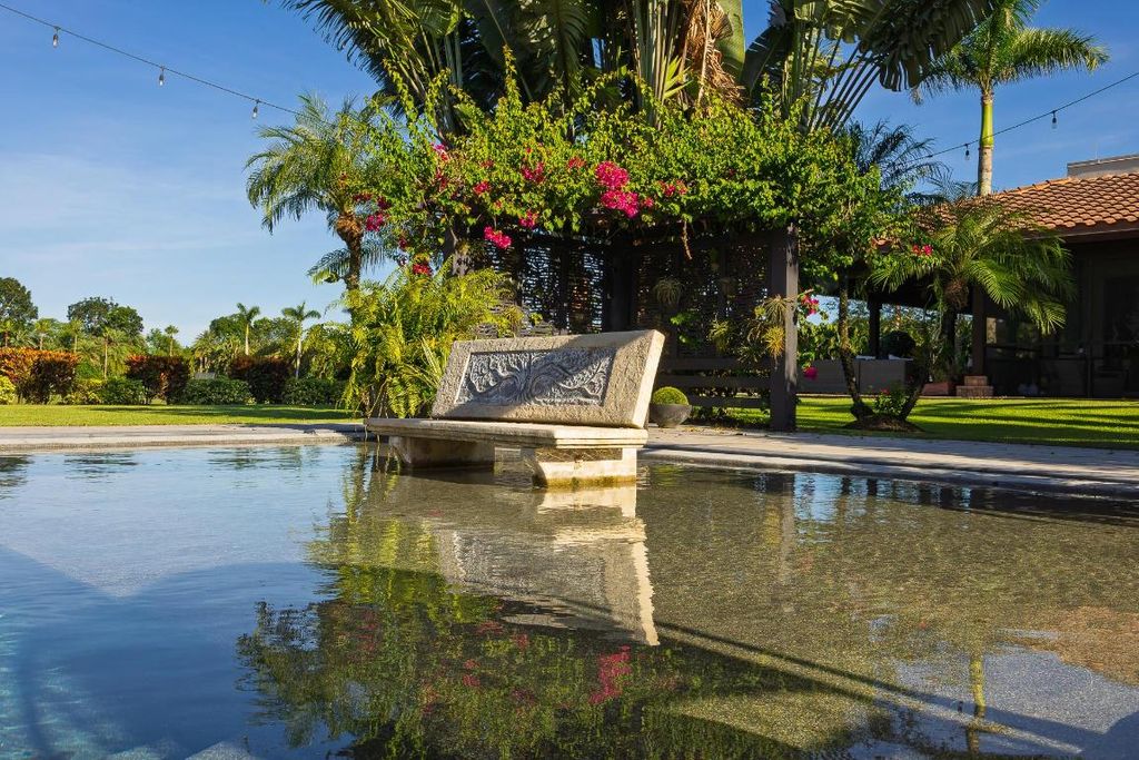 Image 52 of property listing at 5420 Las Palmas Avenue, Wellington, FL 33449