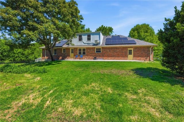 24103 E 323rd Street, Harrisonville, MO 64701