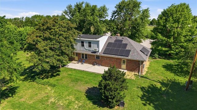 24103 E 323rd Street, Harrisonville, MO 64701