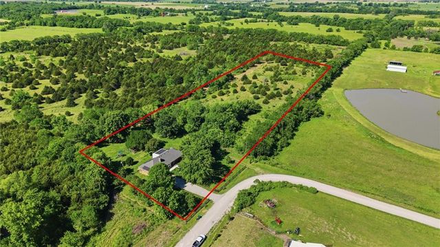 24103 E 323rd Street, Harrisonville, MO 64701