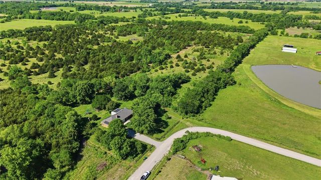 24103 E 323rd Street, Harrisonville, MO 64701