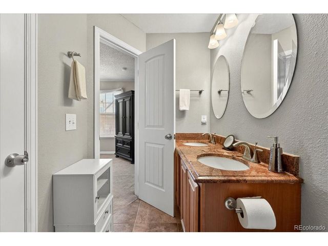 1610 S Ivory Cir J, Aurora, CO 80017