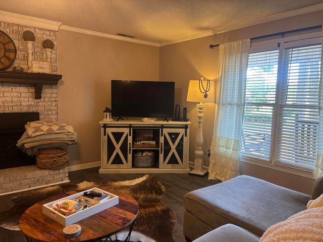 40 Club Forest Court, Sumter, SC 29154