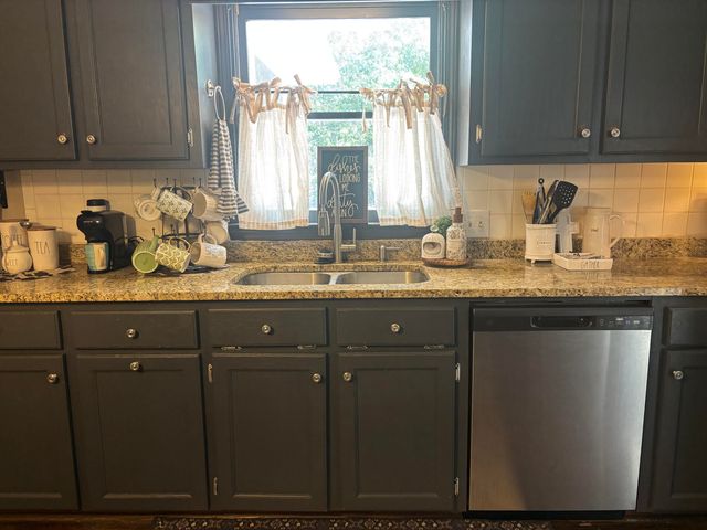 40 Club Forest Court, Sumter, SC 29154