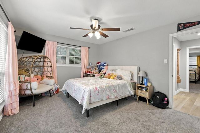 609 Ambassador Street, Denison, TX 75020