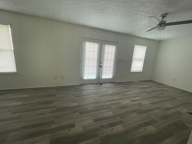 6900 Brockland Drive, Reynoldsburg, OH 43068