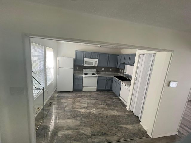 6900 Brockland Drive, Reynoldsburg, OH 43068